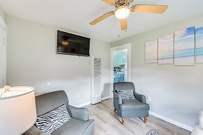 Cozy Norcal Cottage: 2 Mi to Redwoods & Beaches!
