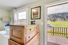 Cozy Norcal Cottage: 2 Mi to Redwoods & Beaches!