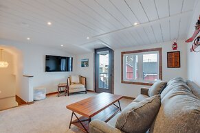 Pet-friendly Minocqua Home: Walk to Lake & Dining!