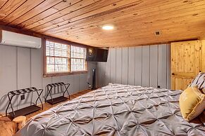 Cropwell Cabin w/ Fire Pit, Near Logan Martin Lake