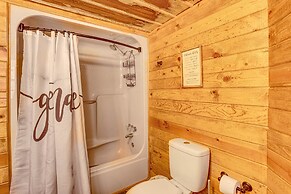 Cropwell Cabin w/ Fire Pit, Near Logan Martin Lake