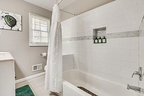 Atlanta Home w/ Movie Projector & Basketball Hoop!