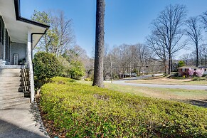 Atlanta Home w/ Movie Projector & Basketball Hoop!