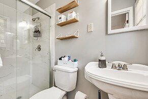 Atlanta Home w/ Movie Projector & Basketball Hoop!