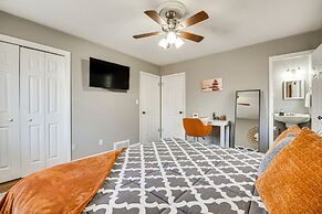 Atlanta Home w/ Movie Projector & Basketball Hoop!