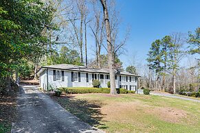 Atlanta Home w/ Movie Projector & Basketball Hoop!