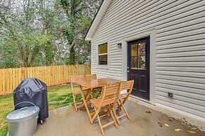 Family-friendly Home ~ 5 Mi to UNC Charlotte!
