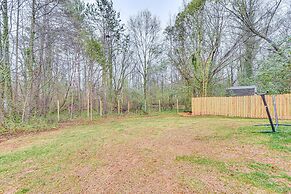 Family-friendly Home ~ 5 Mi to UNC Charlotte!