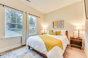 Family-friendly Home ~ 5 Mi to UNC Charlotte!