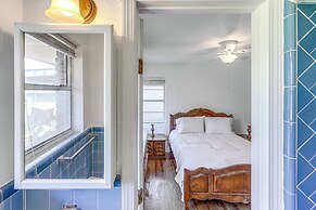 4 Mi to Magnolia Market: Family-friendly Waco Home