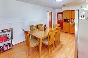 4 Mi to Magnolia Market: Family-friendly Waco Home