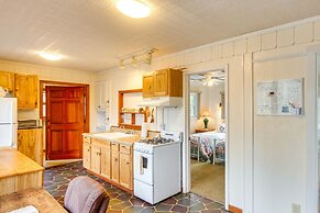 Dog-friendly Newland Cabin w/ Deck + Lake Access!