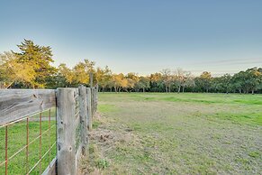 Private Schulenburg Cabin Near Winery!