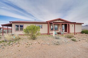 Sky Islands Retreat in Rodeo w/ Mountain Views!