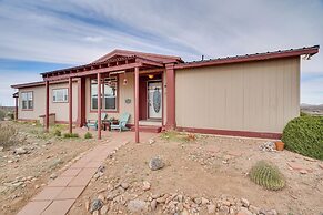 Sky Islands Retreat in Rodeo w/ Mountain Views!