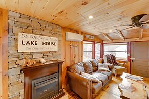 Lovely Maine Cabin w/ Deck, Gas Grill & Fire Pit!
