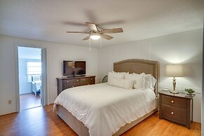 Charming Home w/ Dock, Near Downtown Lake Charles!