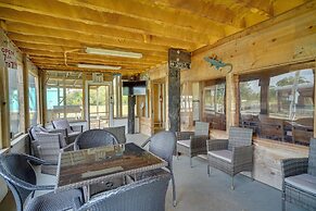 Charming Home w/ Dock, Near Downtown Lake Charles!