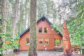 Forested 'minikahda Lodge' w/ Hot Tub Near Mt Hood