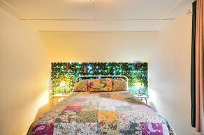 Forested 'minikahda Lodge' w/ Hot Tub Near Mt Hood