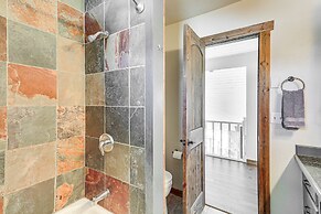 Pet-friendly Pagosa Springs Home: 1 Mi to Hiking