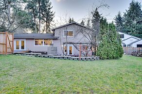 Modern Kirkland Home w/ Sauna & Outdoor Fireplace