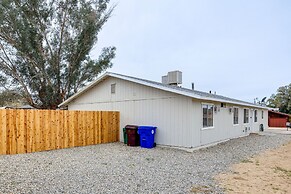 Convenient Joshua Tree Apartment - Walk to Town!