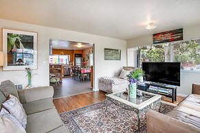 Pet-friendly Apartment: 1 Mi to Lake Merritt!