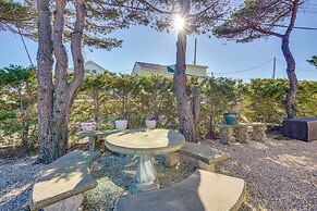 Lavallette Vacation Rental - Walk to Bay & Beach!