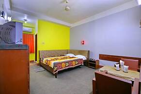 Hotel Ellora