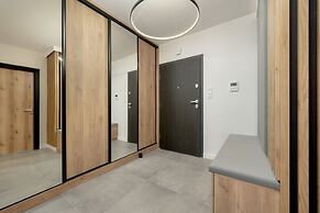 Bright & Peaceful Apartment by Renters