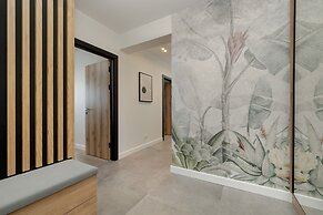 Bright & Peaceful Apartment by Renters