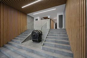 Bright & Peaceful Apartment by Renters