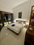 Lovely 2 Bedroom Villa Next to Munggu Beach!