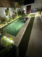 Lovely 2 Bedroom Villa Next to Munggu Beach!