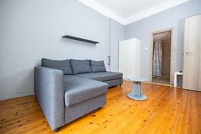 Egnatia Central Spacious 3 Bd Apt