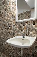 Egnatia Central Spacious 3 Bd Apt