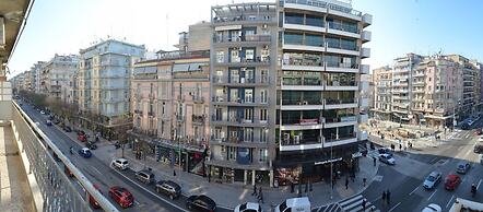 Egnatia Central Spacious 3 Bd Apt