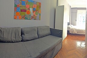 Egnatia Central Spacious 3 Bd Apt