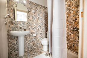 Egnatia Central Spacious 3 Bd Apt