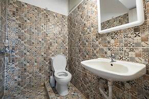 Egnatia Central Spacious 3 Bd Apt