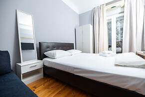 Egnatia Central Spacious 3 Bd Apt