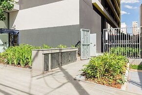 House of Charlie Pinheiros