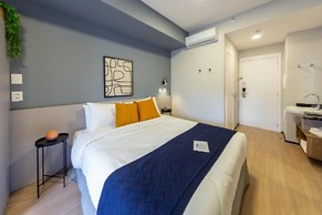 House of Charlie Pinheiros