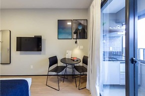 House of Charlie Pinheiros