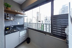 House of Charlie Pinheiros