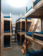 HOSTAL LEDEZTRUS