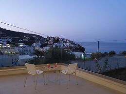 Golden Luxury Suites