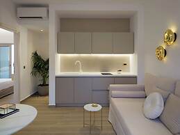 Golden Luxury Suites