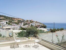 Golden Luxury Suites